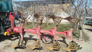 Плуг оборотный навесной, 4-корпусный Описание: - Тип: оборотный