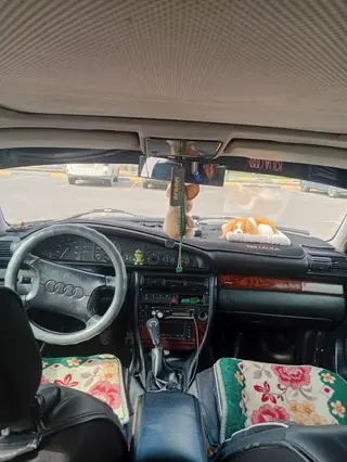 Audi 100: 1993 г., 2.6 л, Механика, Бензин, Седан