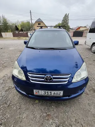 Toyota Avensis Verso: 2004 г., 2 л, Автомат, Бензин, Минивэн
