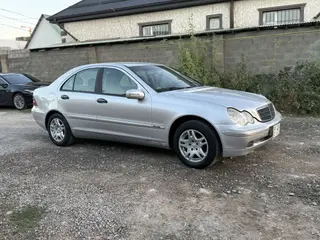 Mercedes-Benz C-Class: 2000 г., 1.8 л, Механика, Бензин, Седан