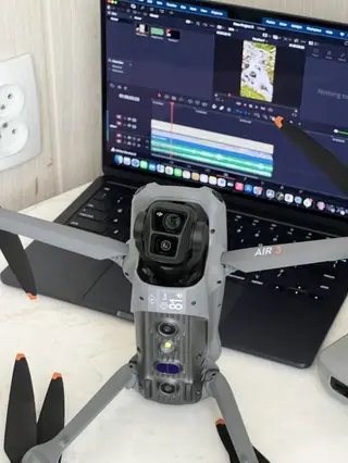 DJI Air 3 — компактный квадрокоптер с двумя камерами