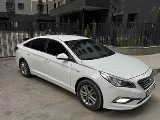 Hyundai Sonata: 2017 г., 2 л, Автомат, Газ, Седан