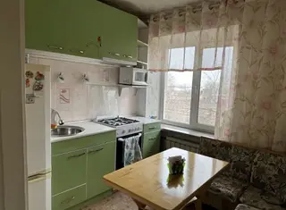2 комнаты, 45 м², Пишпек Хрущевка, 4 этаж, Косметический ремонт