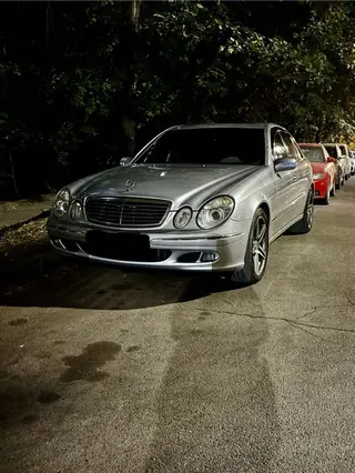 Mercedes-Benz E-Class: 2002 г., 3.2 л, Автомат, Бензин, Седан
