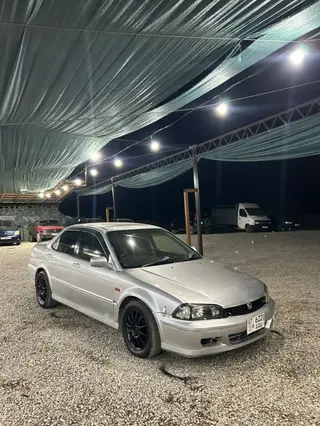 Honda Accord: 1998 г., 2 л, Автомат, Бензин, Седан