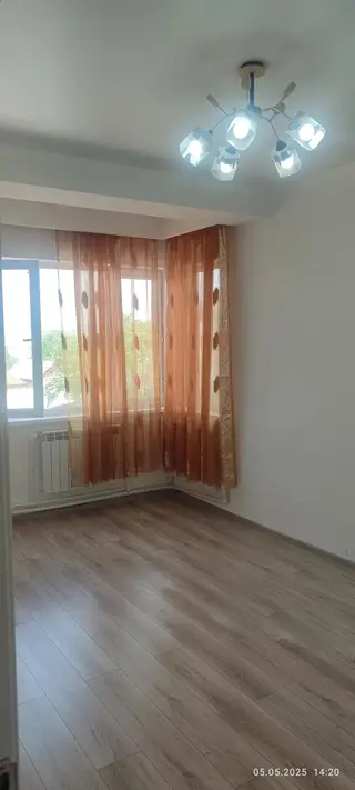 Продаю помещение на первом этаже,. состоит из 4 отдельных комнат