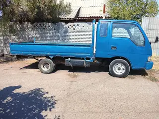 Kia BONGO: 1997 г., 2.5 л, Механика, Дизель