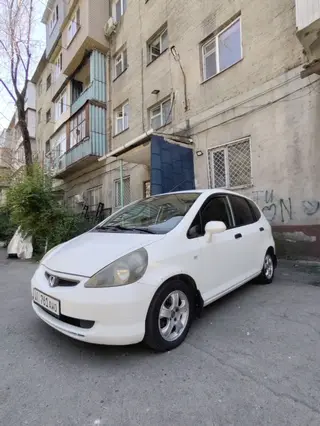 Honda Jazz: 2003 г., 1.3 л, Механика, Бензин, Универсал