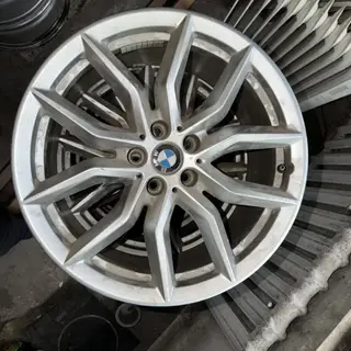 Литой диск BMW (оригинальный) - Диаметр: ориентировочно 19–20" (по