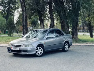 Honda Ascot: 2001 г., 1.8 л, Механика, Бензин, Седан