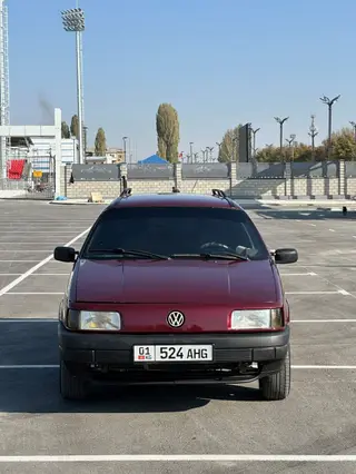 Volkswagen Passat: 1990 г., Универсал