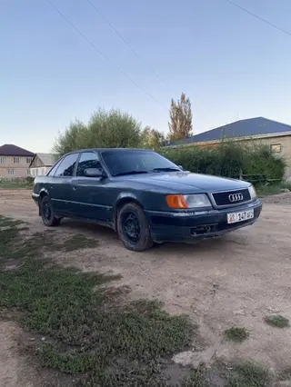 Audi 100: 1991 г., 2 л, Механика, Бензин, Седан