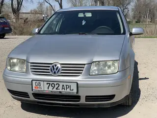 Volkswagen Jetta: 2001 г., 1.8 л, Автомат, Бензин, Седан