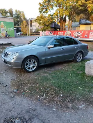 Mercedes-Benz E-Class: 2003 г., 3.2 л, Автомат, Бензин, Седан