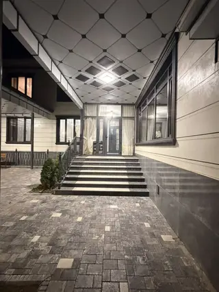 5 комнат, 425 м², 4 соток, Бишкек, Кок-Жар ж/м Собственник