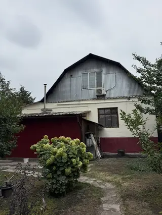 ПРОДАЁТСЯ УЮТНЫЙ ДОМ С УЧАСТКОМ 5 СОТОК РАЙОН АЛАМЕДИНСКОГО