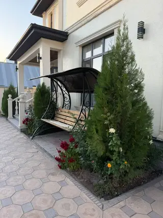 6 комнат, 200 м², 4 соток, Бишкек, Кок-Жар ж/м Собственник