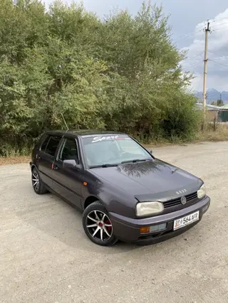 Volkswagen Golf: 1995 г., 1.8 л, Автомат, Бензин, Хэтчбэк