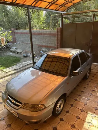 Chevrolet Nexia: 2010 г., 1.6 л, Механика, Бензин, Седан