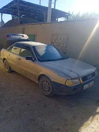 Audi 80: 1993 г., 0.2 л, Бензин