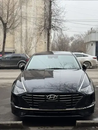 Hyundai Sonata: 2021 г., 2 л, Автомат, Газ, Седан