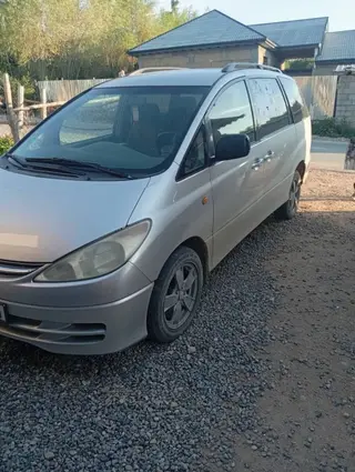 Toyota Estima: 2002 г., 2 л, Механика, Дизель, Минивэн