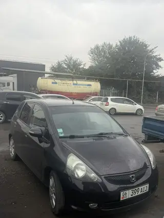 Honda Jazz: 2008 г., 1.4 л, Автомат, Бензин, Хэтчбэк