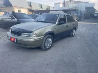 Daewoo Nexia: 2008 г., Механика, Бензин, Седан