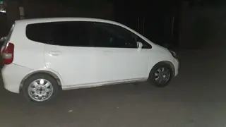 Honda Fit: 2003 г., Автомат, Бензин, Хэтчбэк