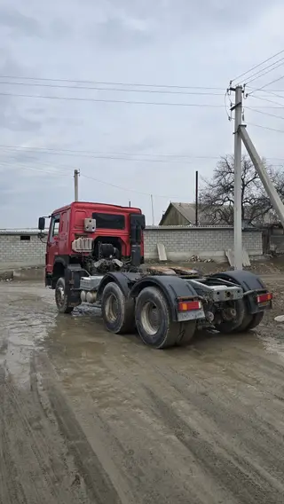 Тягач, Howo, 2016 г., Без прицепа