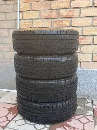 Комплект GOFORM - Размер: 225/60 R17 зима почти новый 97% есть