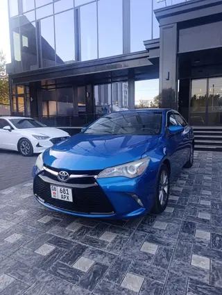 Срочно продаю Toyota Camry SE, 2017 г., 2.5 л, автомат