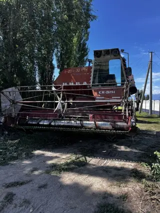 Комбайн зерноуборочный Нива СК-5М. Основные характеристики: - Ширина