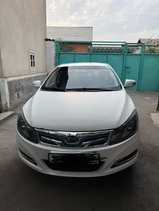 BYD E5: 2019 г., 1.6 л, Автомат, Электромобиль, Седан