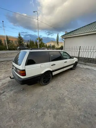 Volkswagen Passat Variant: 1991 г., Универсал
