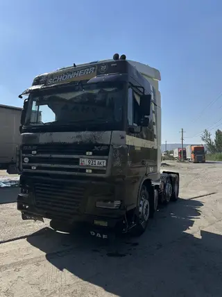 Тягач, DAF, 2002 г.