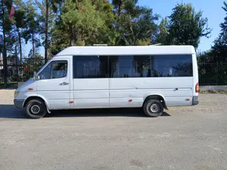 Mercedes-Benz Спринтер: 2005 г., 2.2 л, Механика, Дизель, Бус