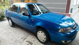 Daewoo Nexia: 2011 г., 1.5 л, Механика, Бензин, Седан