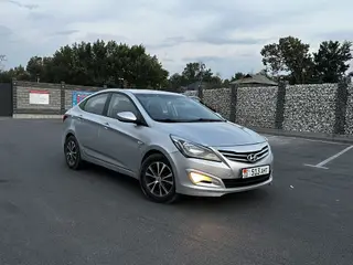 Hyundai Solaris: 2014 г., 1.6 л, Автомат, Бензин, Седан
