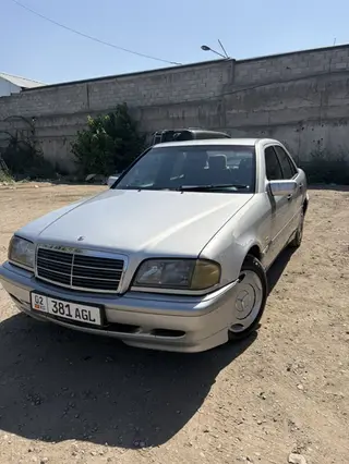 Mercedes-Benz C-Class: 1999 г., 1.8 л, Механика, Бензин, Седан