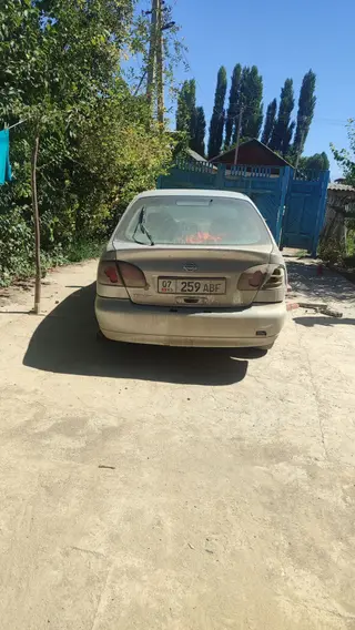 Nissan Primera: 2001 г., 1.8 л, Механика, Бензин, Седан