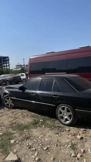 Mercedes-Benz S-Class: 1993 г., 2.8 л, Автомат, Бензин, Седан