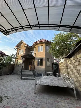 200 м², 6 комнат, Восток-5 мкр