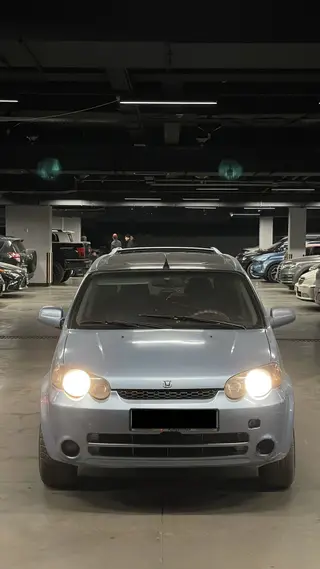 Honda HR-V: 2004 г., 1.6 л, Автомат, Бензин, Кроссовер