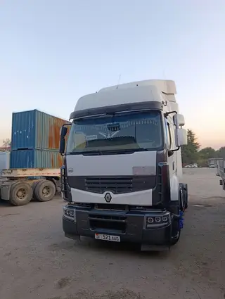 Тягач, Renault, 2011 г.