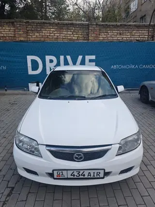 Mazda Familia: 2003 г., 1.5 л, Автомат, Бензин, Седан