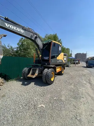 Экскаватор, Volvo, Колесный